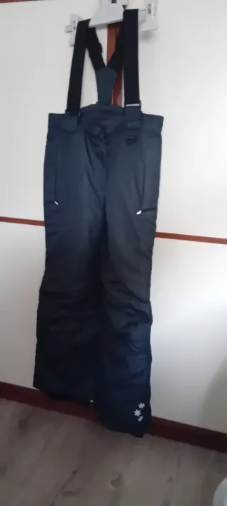 Pantalón de nieve Talla 122-128 Gris