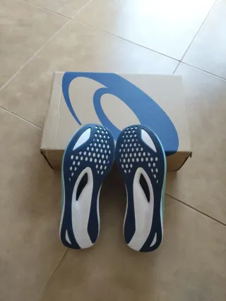 Zapatillas Asics Magic Speed 3 Talla 39