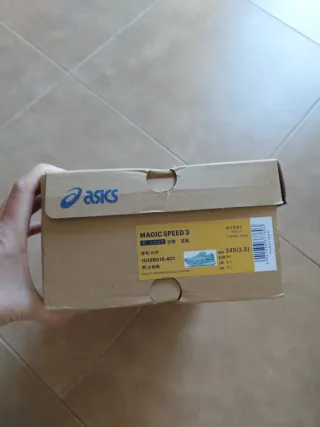 Zapatillas Asics Magic Speed 3 Talla 39