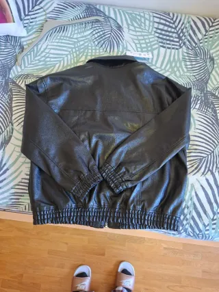 Chaqueta Cuero Pull&Bear Talla L Negra Nueva