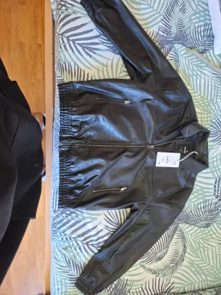 Chaqueta Cuero Pull&Bear Talla L Negra Nueva