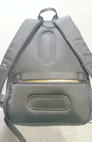 Mochila antirrobo XD DESIGN Negra