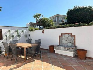 Casa pareada en alquiler en Los Naranjos - Las Brisas en Marbella