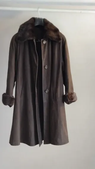 Soprabito in Pelle Marrone con Pelliccia