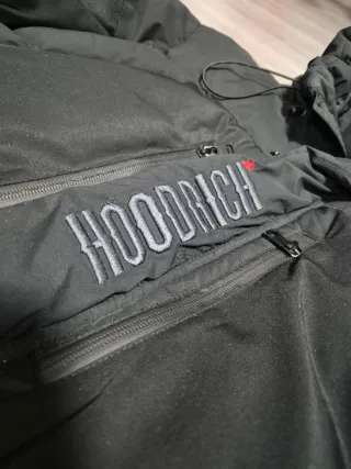Abrigo Hoodrich Negro