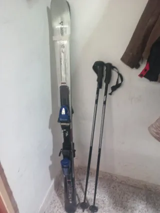 Esquís Fischer con fijaciones