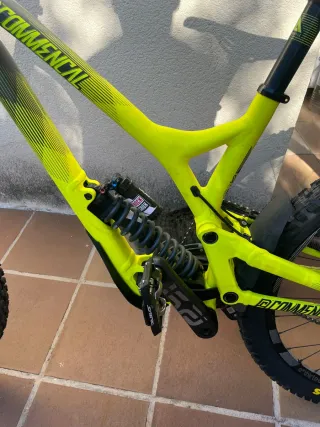 Bici descenso Commencal Supreme DH V4 World Cup