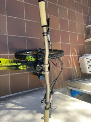 Bici descenso Commencal Supreme DH V4 World Cup