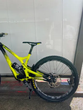 Bici descenso Commencal Supreme DH V4 World Cup