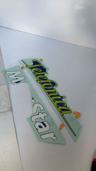 Conjunto de emblemas para Suzuki, GSX-R600. Ref. 68230-39F10-FP1