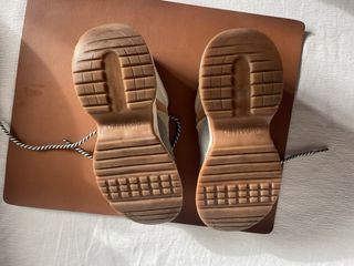 Zapatillas Gioseppo grises y rosas