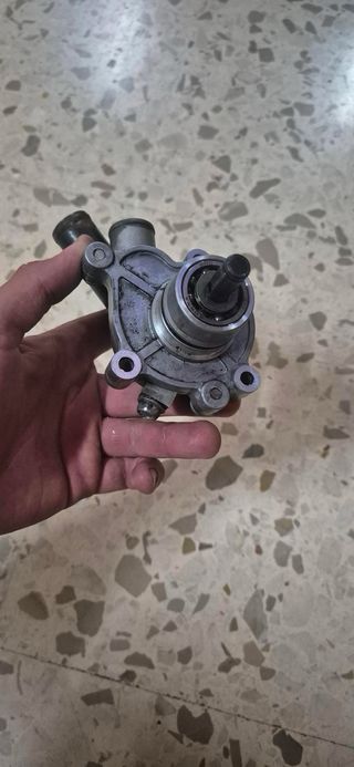 Bomba de agua Hyosung GT650 R