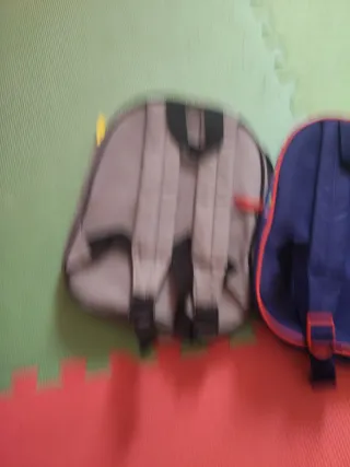 Confezione di zaini scolastici per bambini