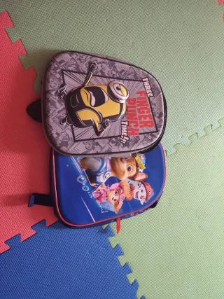 Confezione di zaini scolastici per bambini