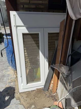 Ventana doble acristalamiento oscilobatiente