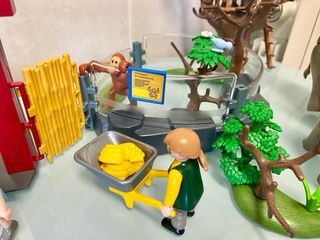 Playmobil Zoo con figuras y animales