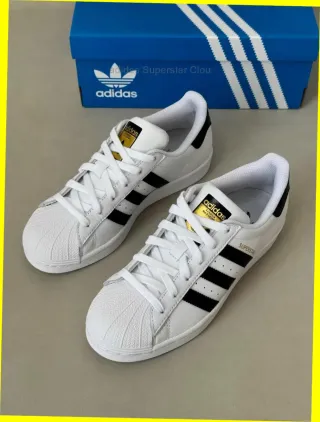 Adidas Superstar Talla 36 Blancas y Negras