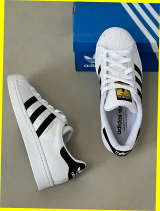 Adidas Superstar Talla 36 Blancas y Negras