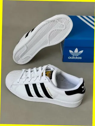 Adidas Superstar Talla 36 Blancas y Negras