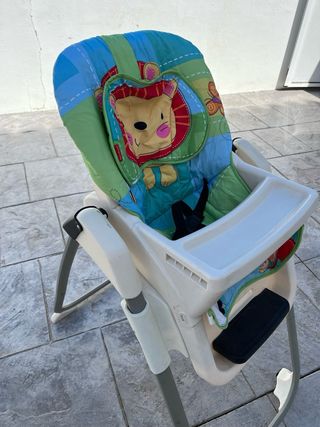 Trona para bebé con diseño infantil