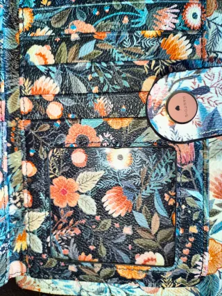 Bolso Parfois. Floral. Sin estrenar.