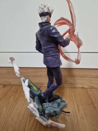 Figura Satoru Gojo 29 cm.