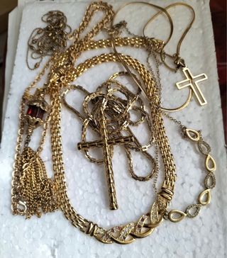 Lote Bisutería Vintage Oro y Multicolor