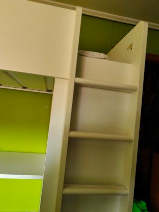 Litera Cama-Escritorio y Armario.