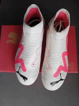 Botas de fútbol Adidas Predator plateadas