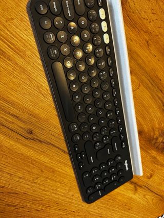 Teclado Inalámbrico Logitech K780 Multi