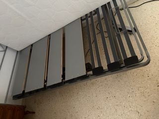 Colchón viscoelástico y somier articulado