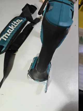 Makita DHR182