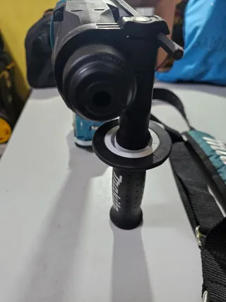 Makita DHR182