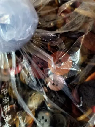 Bottoni assortiti per cucito