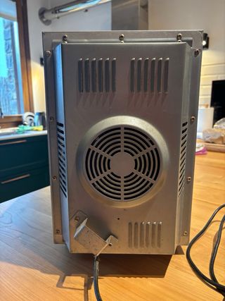 Nevera para vino Eurowave 6 botellas