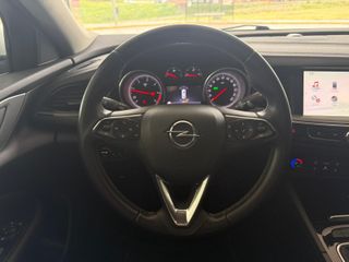 Opel Insignia GRAND SPORT *MODELO 2019*