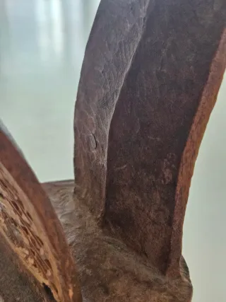 Poggiatesta etiope vintage in legno