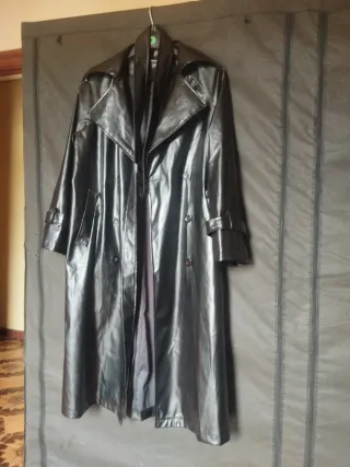 Abrigo de piel negro mujer