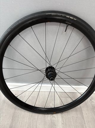 Ruedas Giant PR2 Tubelizadas - 4 Salidas