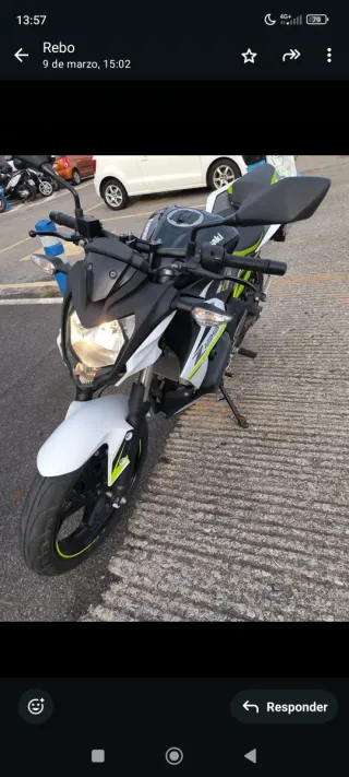 Kawasaki Z125 Naked Blanca/Negra/Verde