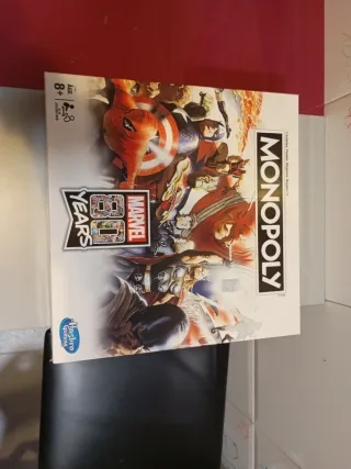 Monopoly Marvel 80 Años original