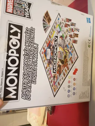 Monopoly Marvel 80 Años original