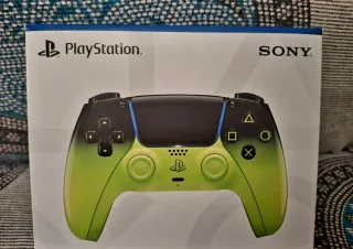 Mando DualSense PS5 Negro y Verde