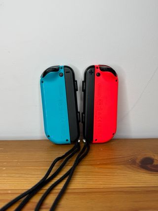 Joy-Cons Nintendo Rojo y Azul