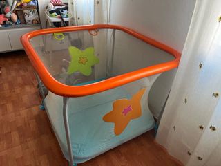 Parque de juegos para bebé