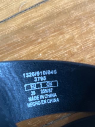 Sandalias tacón Zara Talla 39