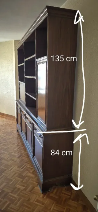 Mueble de salón de madera