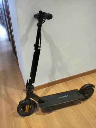 Patinete eléctrico caroma.