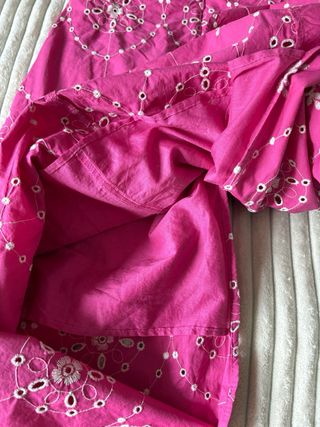 Falda midi Zara rosa estampada