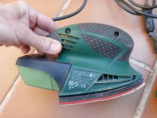 Lijadora Bosch PSM 80 A con maletín